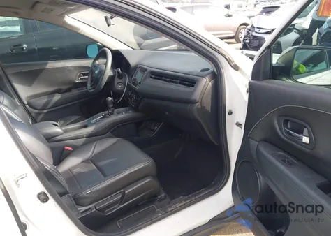 2016 Honda Hr-V Lx z USA, uszkodzony, nr VIN 3CZRU5G38GM716526